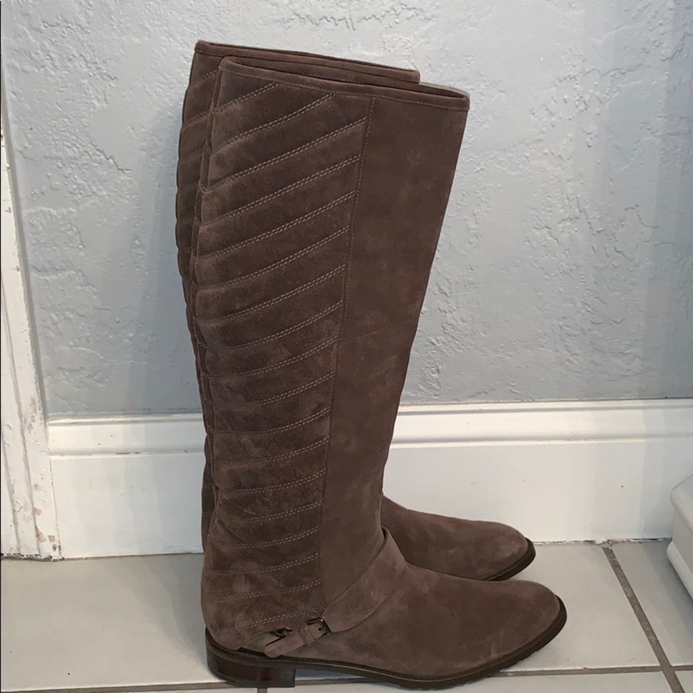 Stuart Weizmann Genuine Suede riding boots pull-on